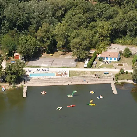 Camping De L'ile Blanc Camping Rochemaure